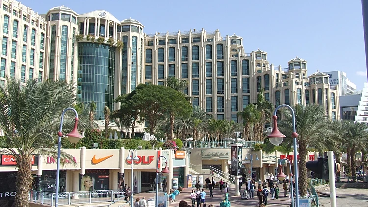 נופשים ומשלמים: המלונות בישראל הרוויחו ב-2010 כ-1.5 מיליארד שקל