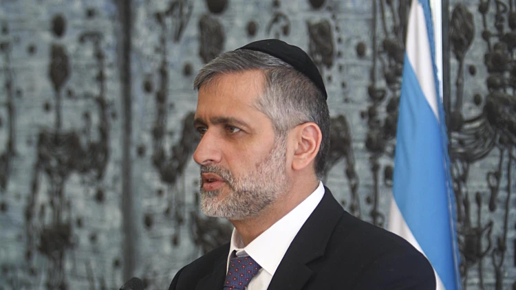 השר אלי ישי בקבלת הפנים שערך במשכנו נשיא המדינה לראשי העדות הנוצריות בישראל.