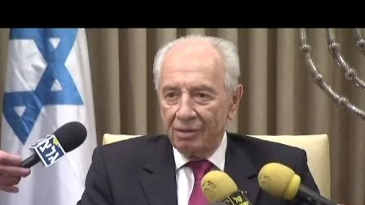 מסיבת עיתונאים של נשיא המדינה שמעון פרס לרגל סיום 3 שנות כהונה במשכן