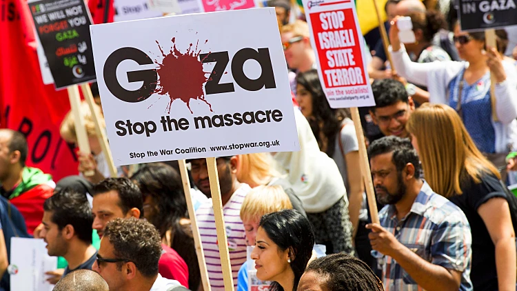 הפגנת פרו-פלסטינים בלונדון נגד מבצע "צוק איתן"