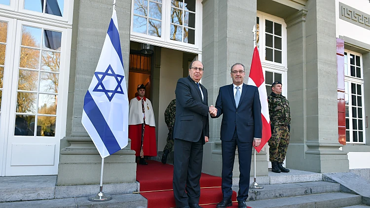 יעלון: "פסימי לגבי הפסקת אש בסוריה. העוינות תימשך עוד תקופה ארוכה"