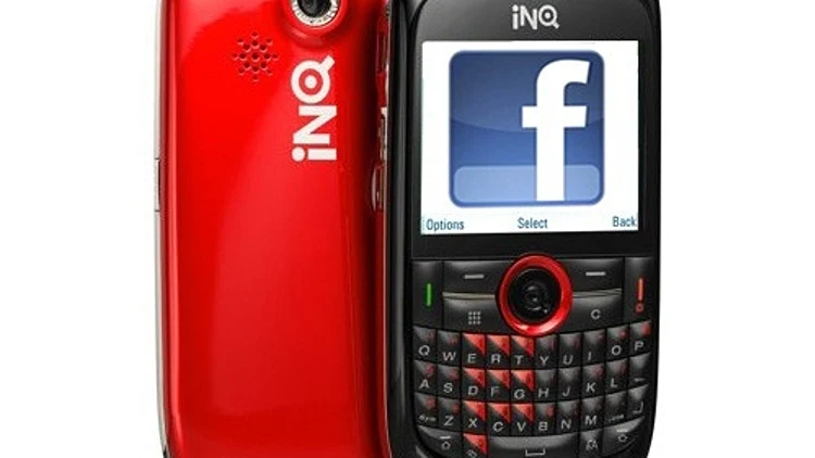 פייסבוק פון? טלפון נייד עם אינטגרציה לפייסבוק, כפי שנבנה על ידי INQ
