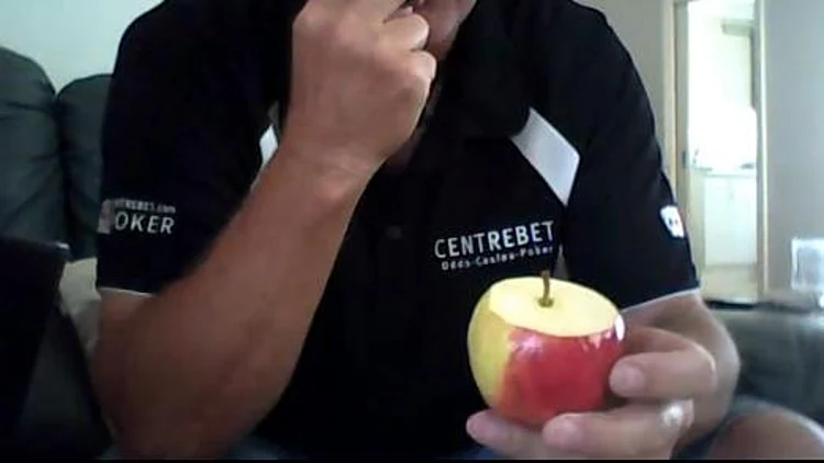 איך לחתוך תפוח בצורה הטובה ביותר
