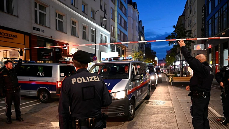 מנהיגי העולם גינו את הפיגוע בווינה: "לא ניכנע לטרור"