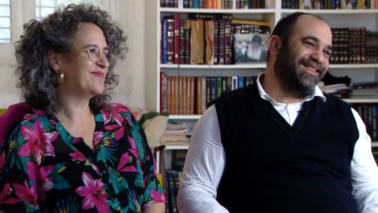 "האהבה ניצחה - הדת לא תפריד": הזוגות המעורבים שהקימו משפחה