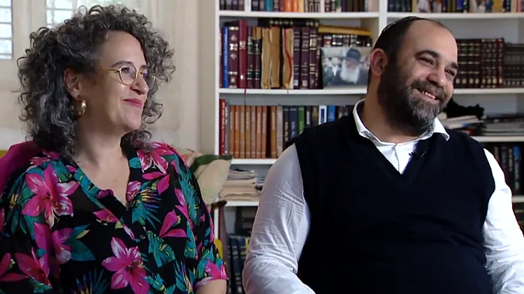 "האהבה ניצחה - הדת לא תפריד": הזוגות המעורבים שהקימו משפחה