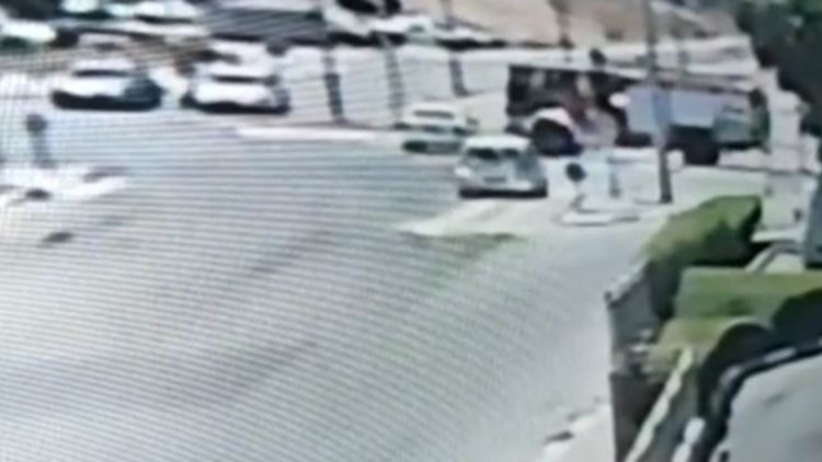 פנינה משה, לוד, כבאית, רמזור, אדום, ירוק