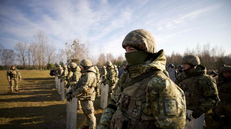 חיילים אוקראינים בגבול