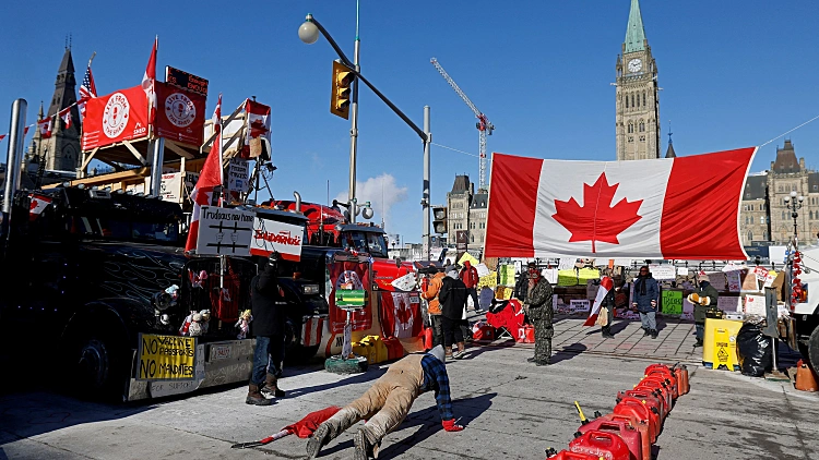 הפגנת נהגי המשאיות נגד הגבלות הקורונה באוטווה, קנדה