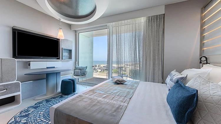 חדש מהניילונים: מלון פורט טאואר נפתח השבוע בנמל תל אביב