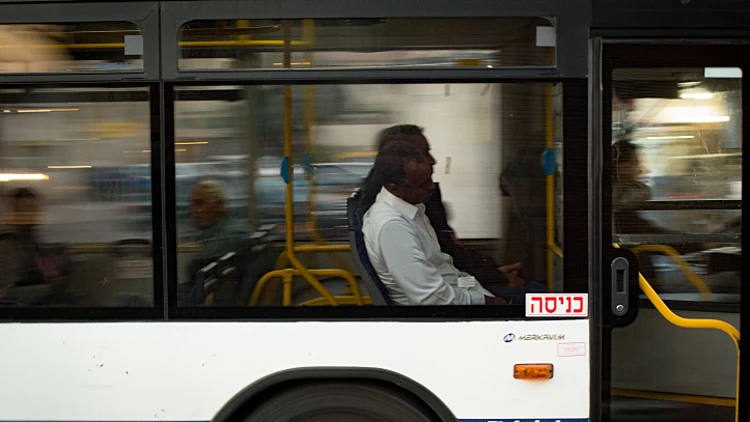 .אוטובוס של חברת דן בתל אביב