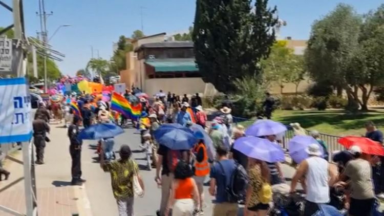 "לא נחיה בפחד": מצעד הגאווה במצפה רמון נערך תחת אבטחה