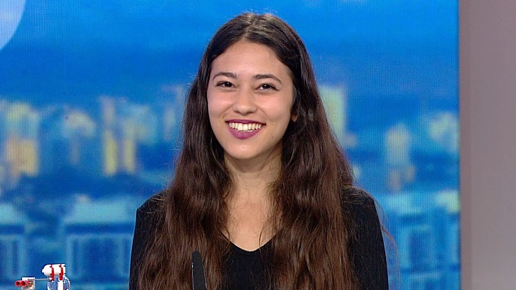 "אנחנו חייבים להתעורר": כוכבת הטיקטוק בת ה-20 שמנסה להיכנס לכנסת