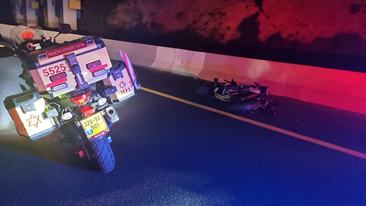 הקטל בכבישים: רוכב אופנוע כבן 25 נהרג בתאונה בצפון