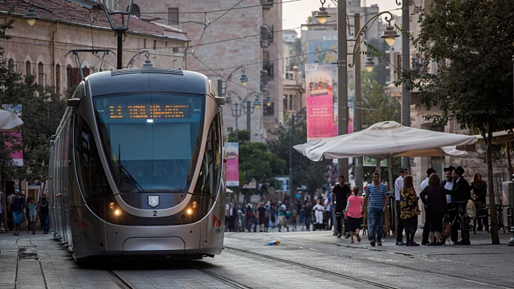 .הרכבת הקלה ברחוב יפו בירושלים