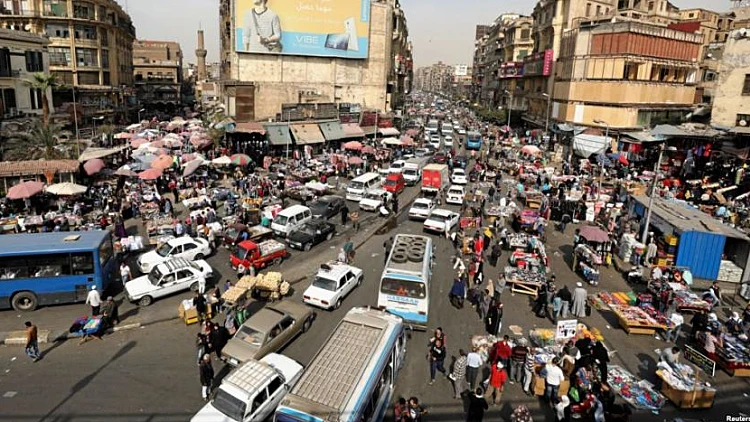 סקר בקרב צעירי העולם הערבי: "דמוקרטיה לעולם לא תעבוד אצלנו". רחובות קהיר