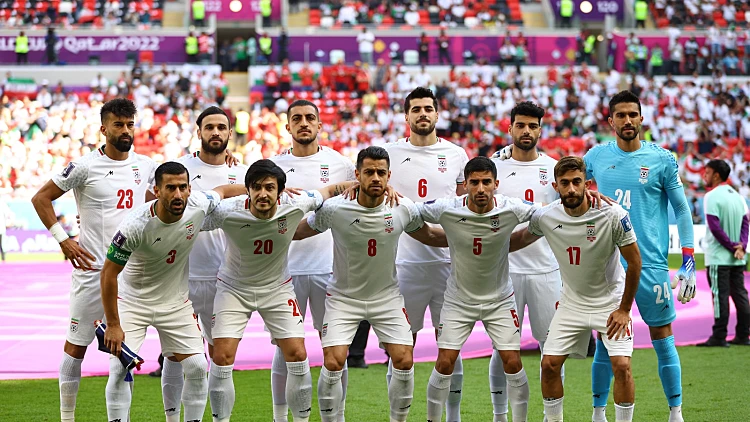שחקני נבחרת איראן לפני המשחק מול ויילס