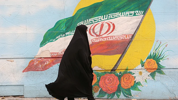 אישה באיראן