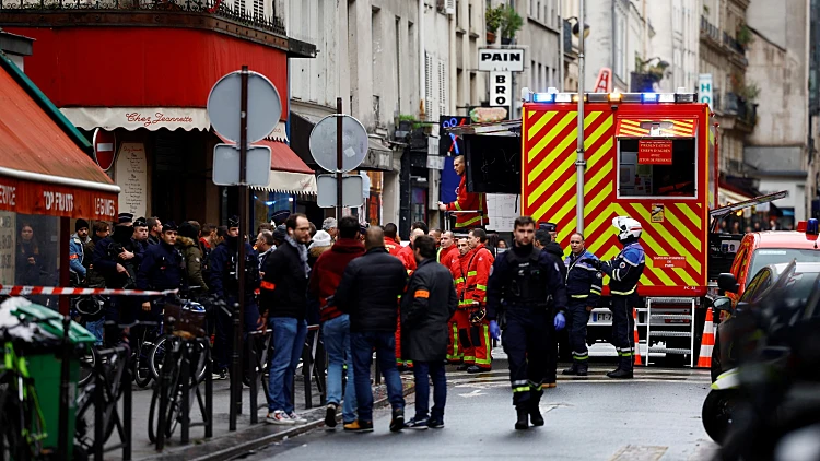 ירי בפריז: שלושה הרוגים ושני פצועים אנוש, חשוד נעצר