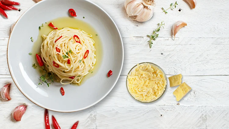 משב רוח איטלקי מרענן: ספגטי אליו אוליו אלגנטי וקל להכנה