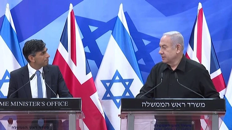 ר"מ בריטניה לנתניהו: שוקלים להכריז על ישראל כמפרת החוק הבינ"ל