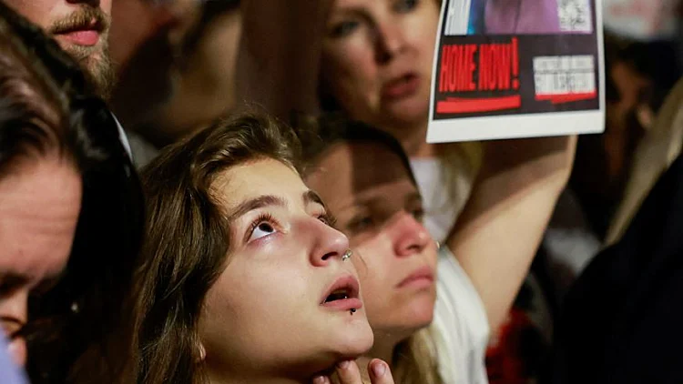 עצרות למען החטופים בת"א ובי-ם. בכירים בישראל: "המו"מ תקוע"