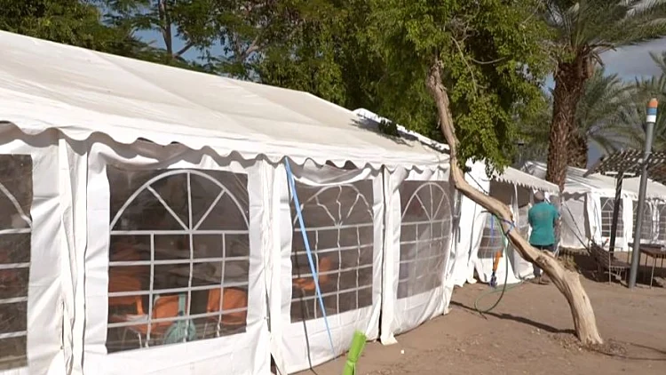 בית הספר הארעי לילדי עוטף עזה באוהל באילת חרבות ברזל