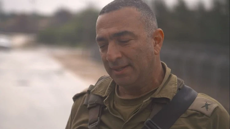 "כל הקיבוץ יריות": הקצין הבכיר מכפר עזה שיצא להילחם עם סכין