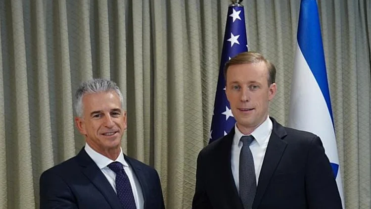 ראש המוסד דדי ברנע עם היועץ לביטחון לאומי של ארה"ב ג'ייק סאליבן