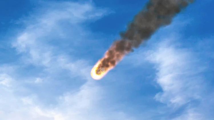 Spectacular,asteroid,moving,down,through,sky,clouds.,meteor,with,fire
