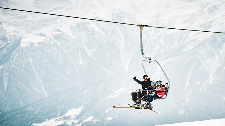 בלי לקרוע את הכיס: חופשת סקי מושלמת, ביעדים מפתיעים