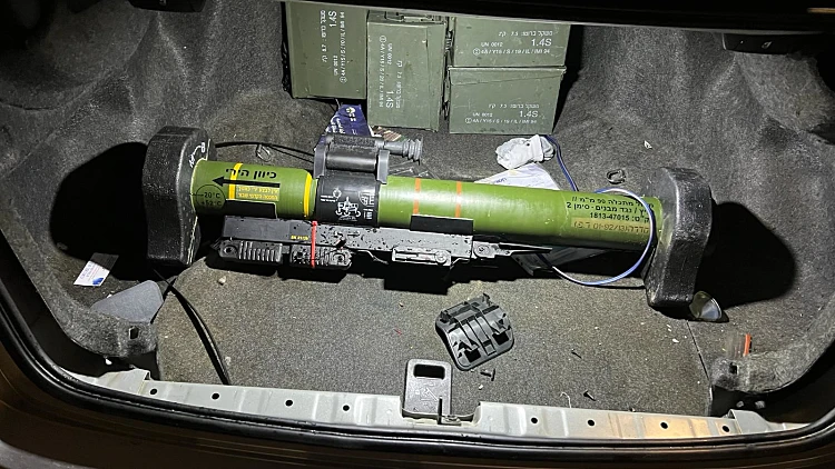 "יועדו לפעילות טרור": תושב י-ם נעצר כשברכבו טיל כתף ורימונים