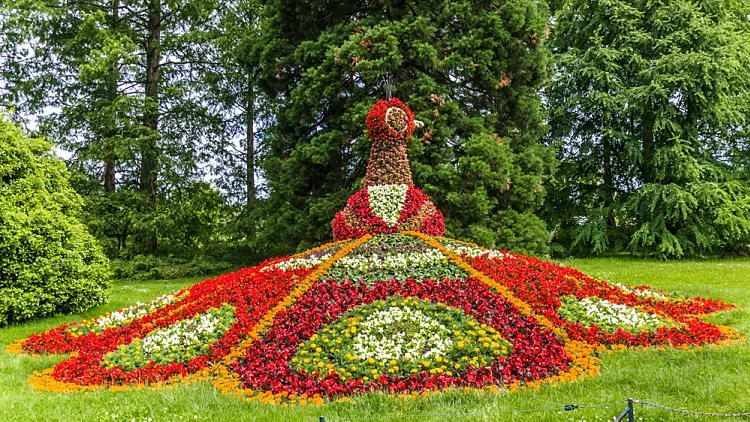 Floral,installation,on,the,mainau,island, ,bodensee