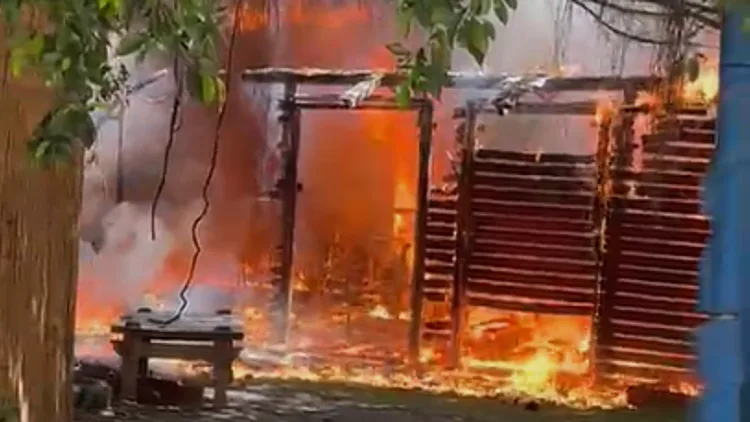 אסון בחיפה: אדם נספה בשריפה שפרצה במבנה