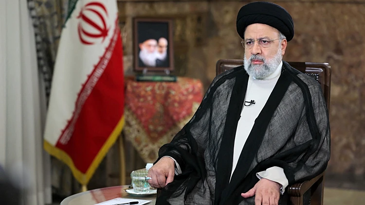 מסוק של נשיא איראן ראיסי היה מעורב בתאונה: "חשש ממשי לחייו"