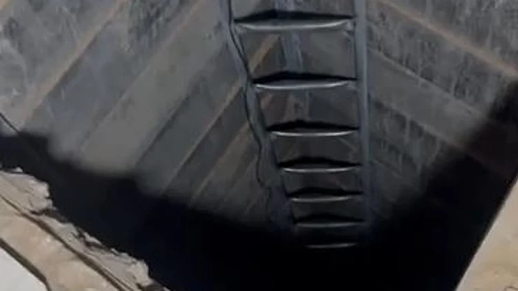 מתחת לשטיח בג'באליה: תיעוד מהמנהרה שממנה חולצו הגופות