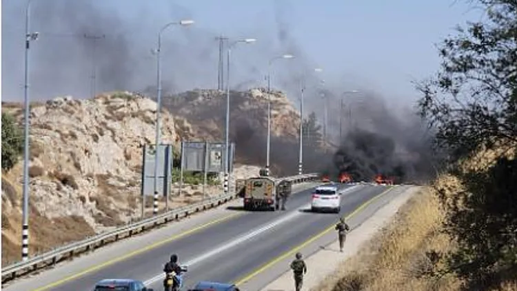 אש בצפון אחרי חיסול הבכיר בלבנון; חיזבאללה: "שיגרנו 100 רקטות"
