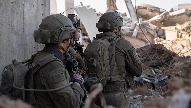 צה"ל תקף תשתיות חיזבאללה; מחבל שהשתתף בטבח חוסל ברצועה