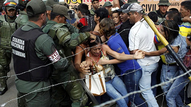 עימותים אלימים בוונצואלה, ארכיון (רויטרס)