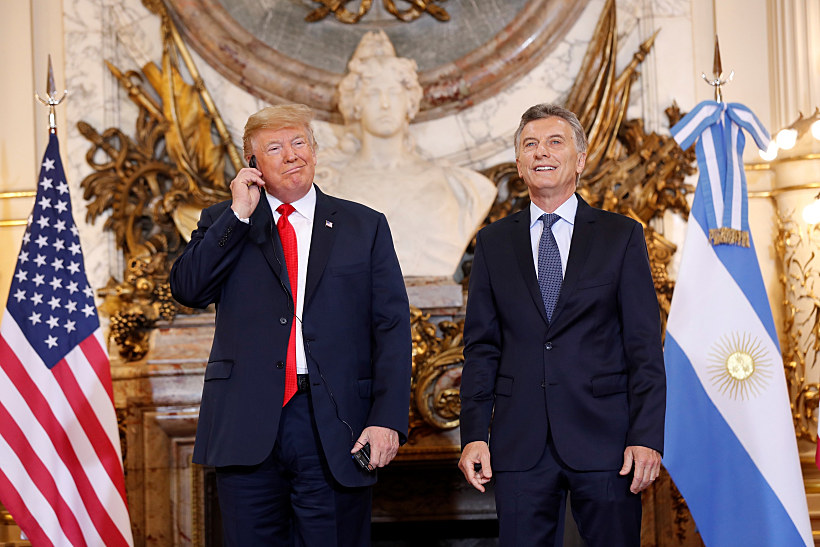  הנשיא טראמפ ונשיא ארגנטינה מואריסיו מאקרי בפסגת G-20