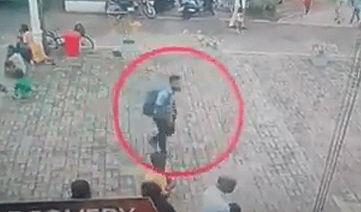 תיעוד ממצלמות האבטחה של אחד המחבלים לפני פיגוע באחת הכנסיות בסרי לנקה