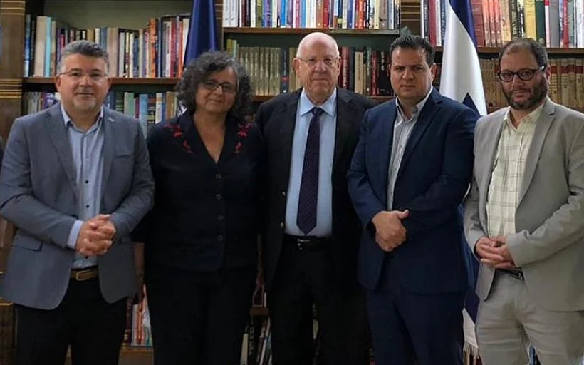 חברי הכנסת של חד״ש בפגישה עם נשיא המדינה ראובן ריבלין בנוגע לקידום תוכנית למיגור אלימות בחברה הערבית