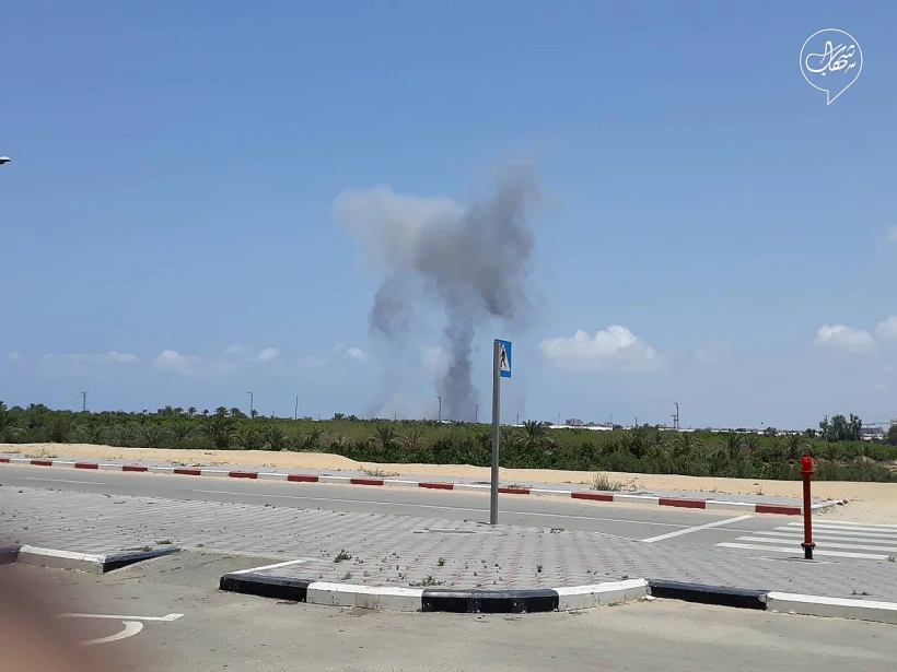תקיפת מטוסים על מוצב של חמאס בנוסייראת שבמרכז עזה ( אתר שיאהב)