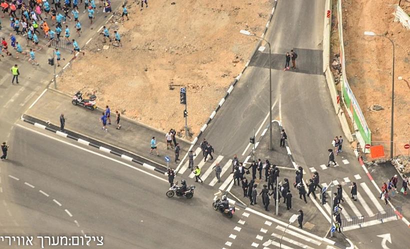 מפגינים חרדים במרתון ירושלים