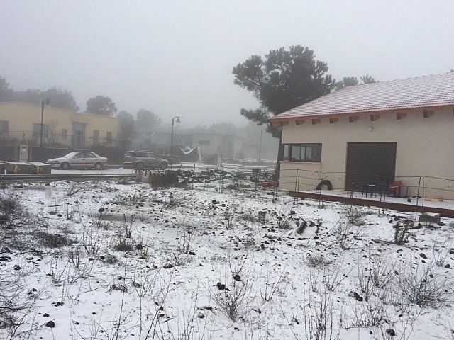 שלג נערם באלרום שבצפון רמת הגולן