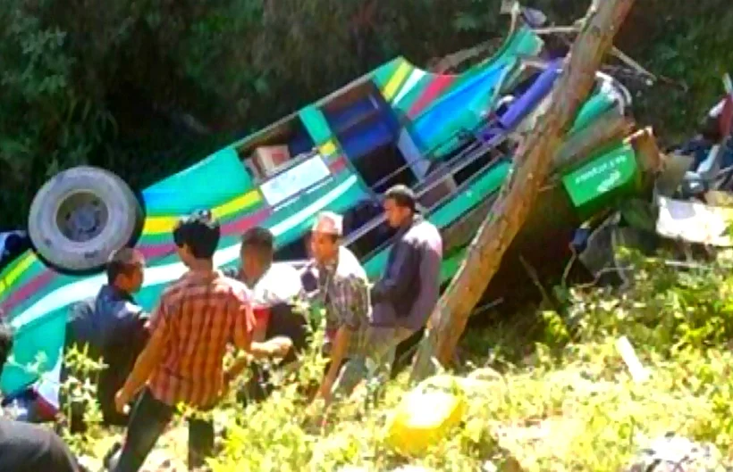 תאונת אוטובוס בנפאל בדרך מקטמנדו לשמורת לאנגטאנג