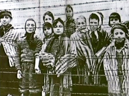 ילדים בגטו אושוויץ מתוך הסרט הילדים מהתמונה - יום השואה - דוקו
