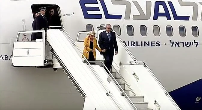 ראש הממשלה נתניהו ורעייתו שרה עם נחיתתם בבואנוס איירס