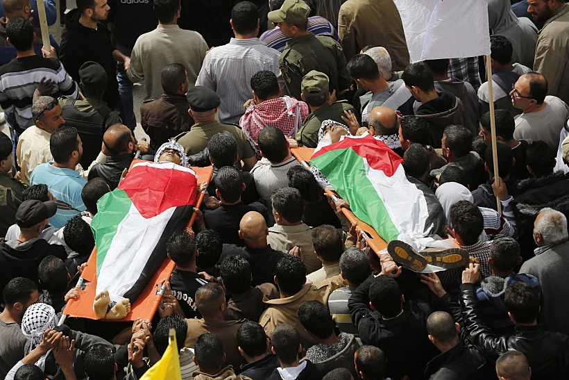 הלוויתם של שני הנערים הפלסטינים שנורו על ידי צה