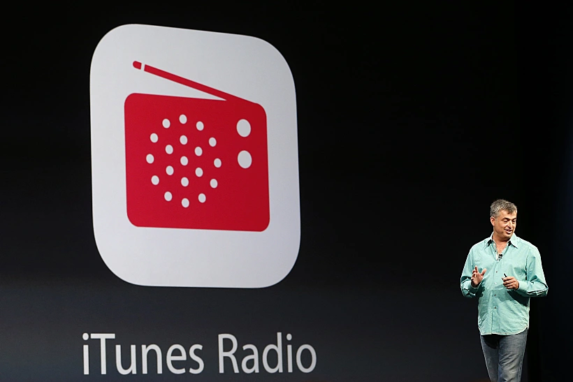 אדי קיו מציג את iTunes Radio ב-WWDC